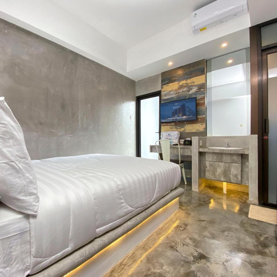 Dparagon Malioboro Yogyakarta Ngoại thất bức ảnh